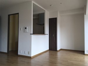 姫路市　LDKリフォーム　エコカラット フローリング貼替 クロス貼替　建具新設 施工後