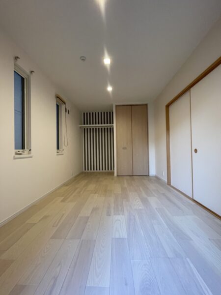 たつの市 戸建リフォーム  CFからフローリングへ変更 収納造作 施工後