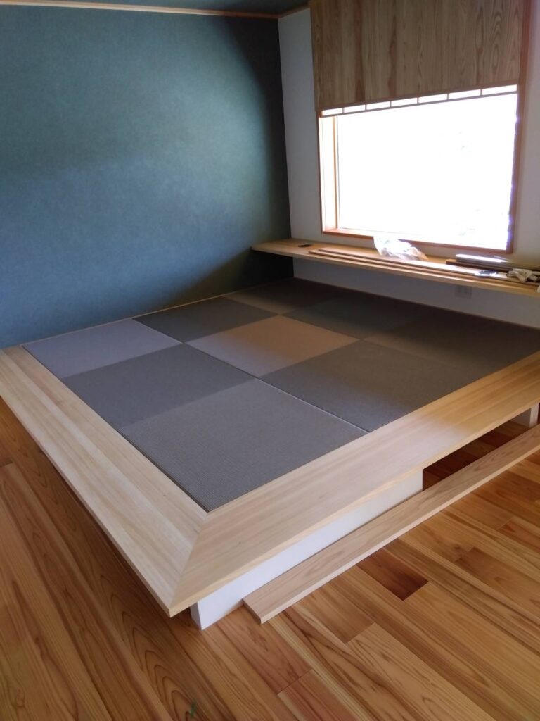 姫路市勝原区　琉球畳風　縁無し半帖畳　ダイケン　清流　銀鼠色