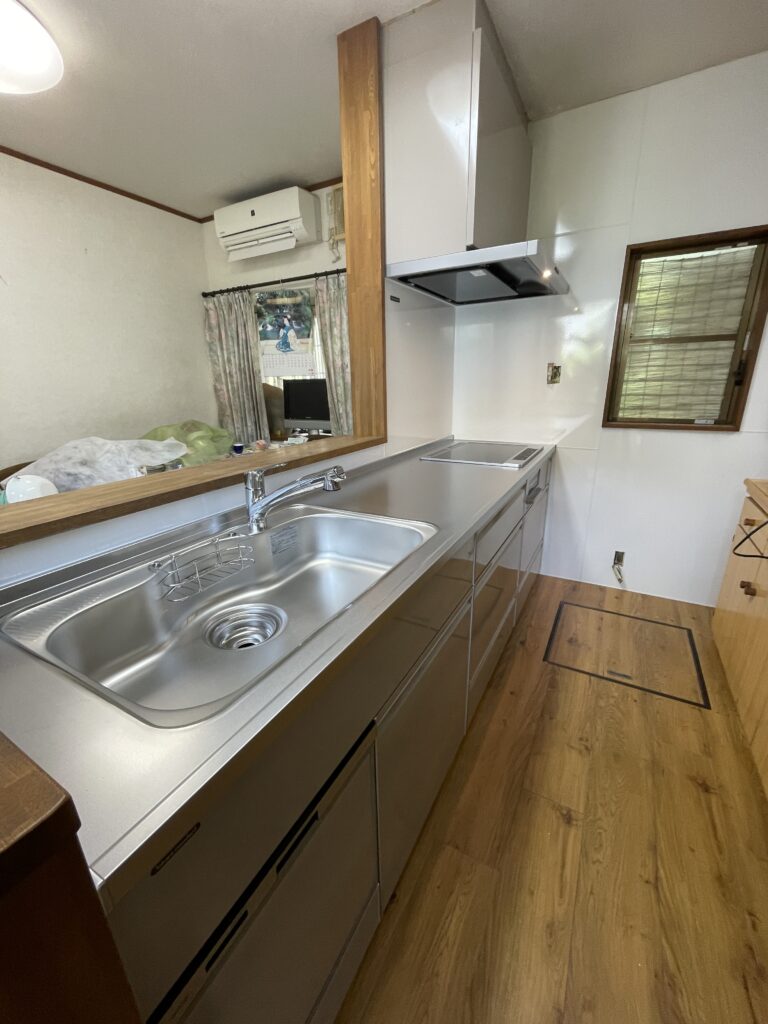 揖保郡太子町　タカラスタンダード製システムキッチン取替　オール電化　施工後