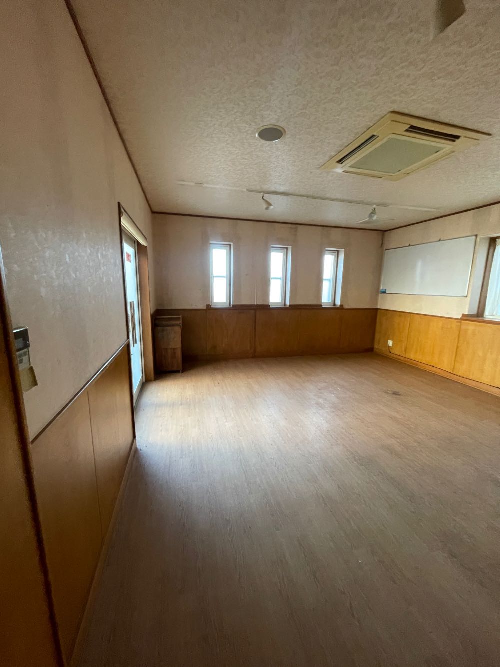たつの市揖西町　店舗喫茶店　寄宿舎改築リノベーション