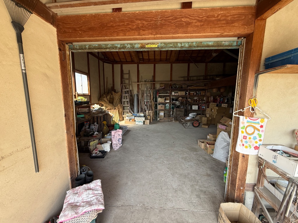 揖保郡太子町の窓・サッシ施工前の様子｜頃安畳商店