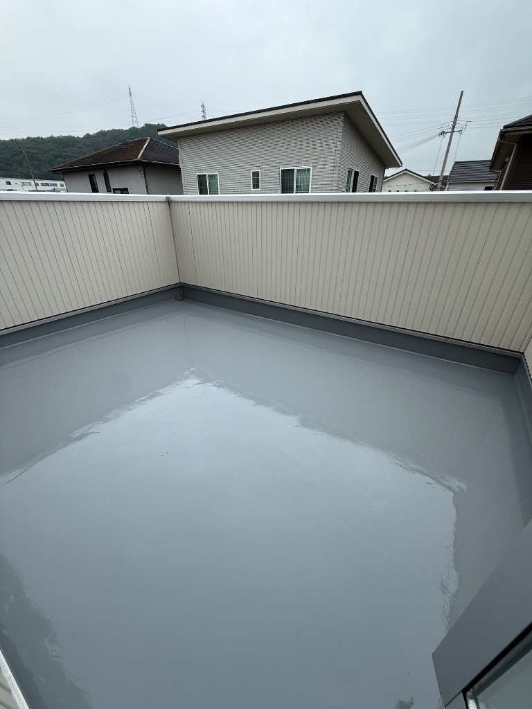たつの市揖西町の外壁・屋根塗装施工後の様子5枚目｜頃安畳商店