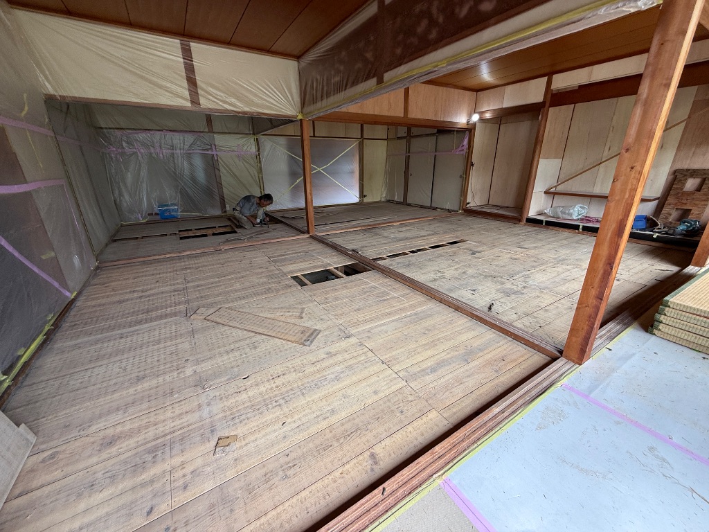 たつの市揖保町の畳施工中の様子2枚目|頃安畳商店